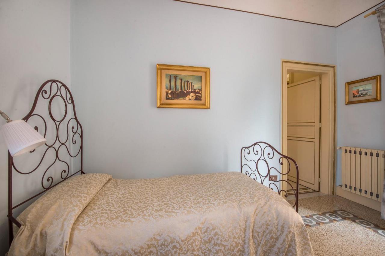 Сasa de vacaciones Casa D'arte Ugdulena Con Piscina E Terrazza